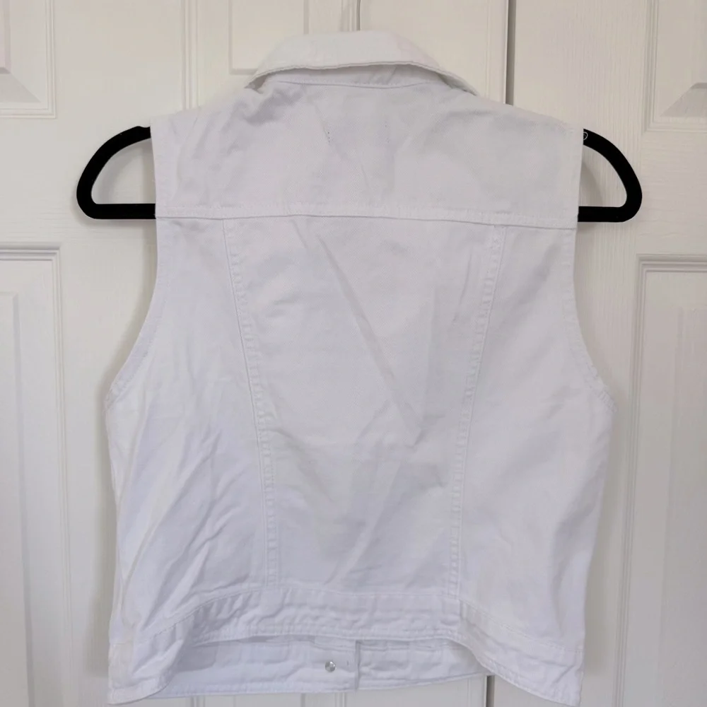 Ci Sono White Distressed Cotton Denim Jean Vest Button Details Women’s Large EUC - Picture 5 of 13